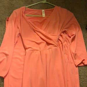 Size small coral quarter-length sleeve, maxi dress